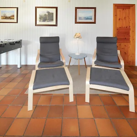 Awesome In Vaeggerlose With Sauna Bøtø By