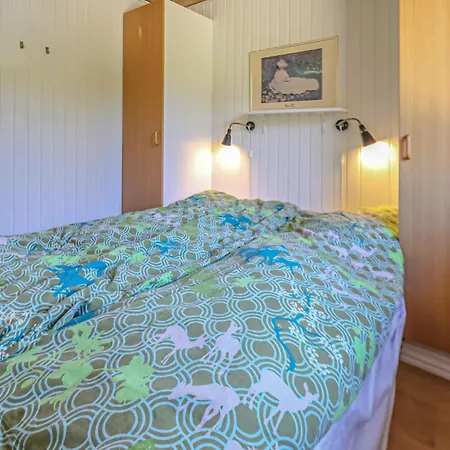 Awesome In Vaeggerlose With Sauna Bøtø By