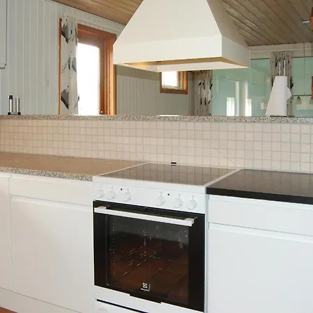 Holiday home Awesome In Vaeggerlose With Sauna