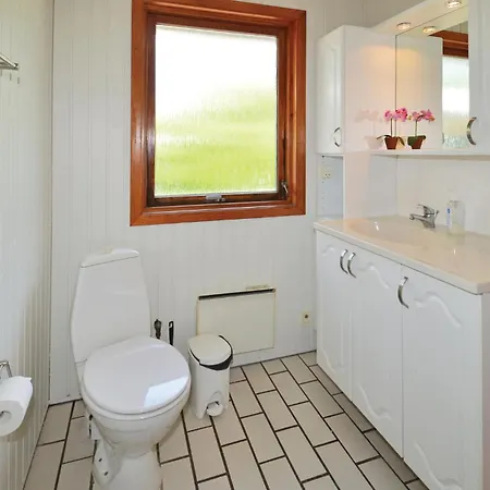 Awesome In Vaeggerlose With Sauna Feriehus