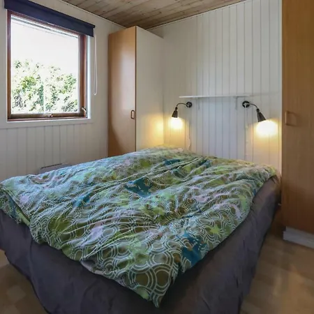 Awesome In Vaeggerlose With Sauna Feriehus *