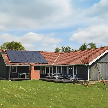 Awesome In Vaeggerlose With Sauna Feriehus *