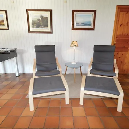 Awesome In Vaeggerlose With Sauna Feriehus Bøtø By